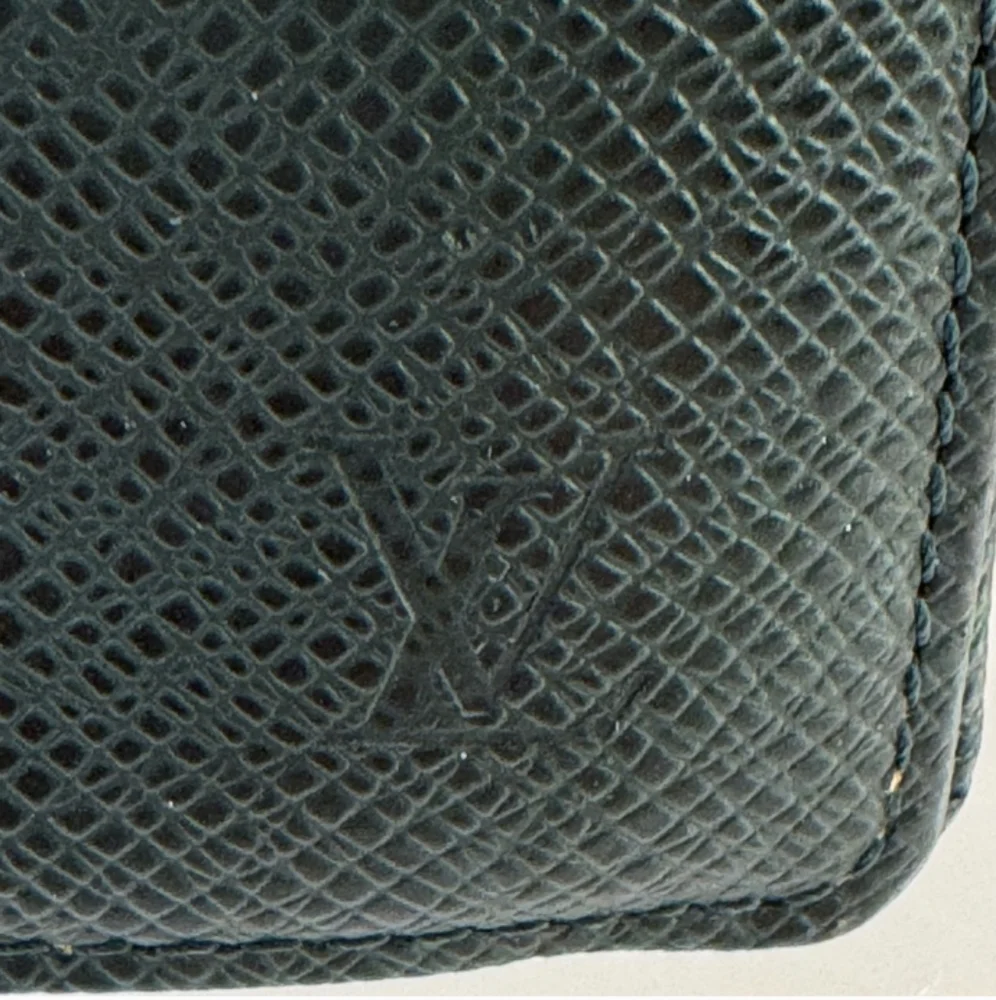 Louis Vuitton Agenda PM - Green Taiga Leather
